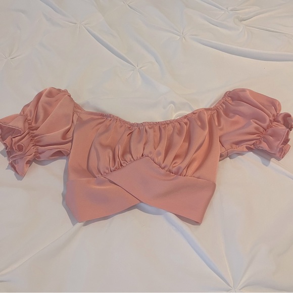 Women Ruffle Off Shoulder Crop Top Satin Strapless Short Sleeve Self Tie Blouse - Picture 3 of 7